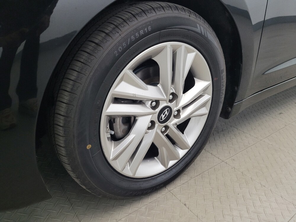 2019 Hyundai Elantra in Woodbridge, VA 22191 - 18145583 31
