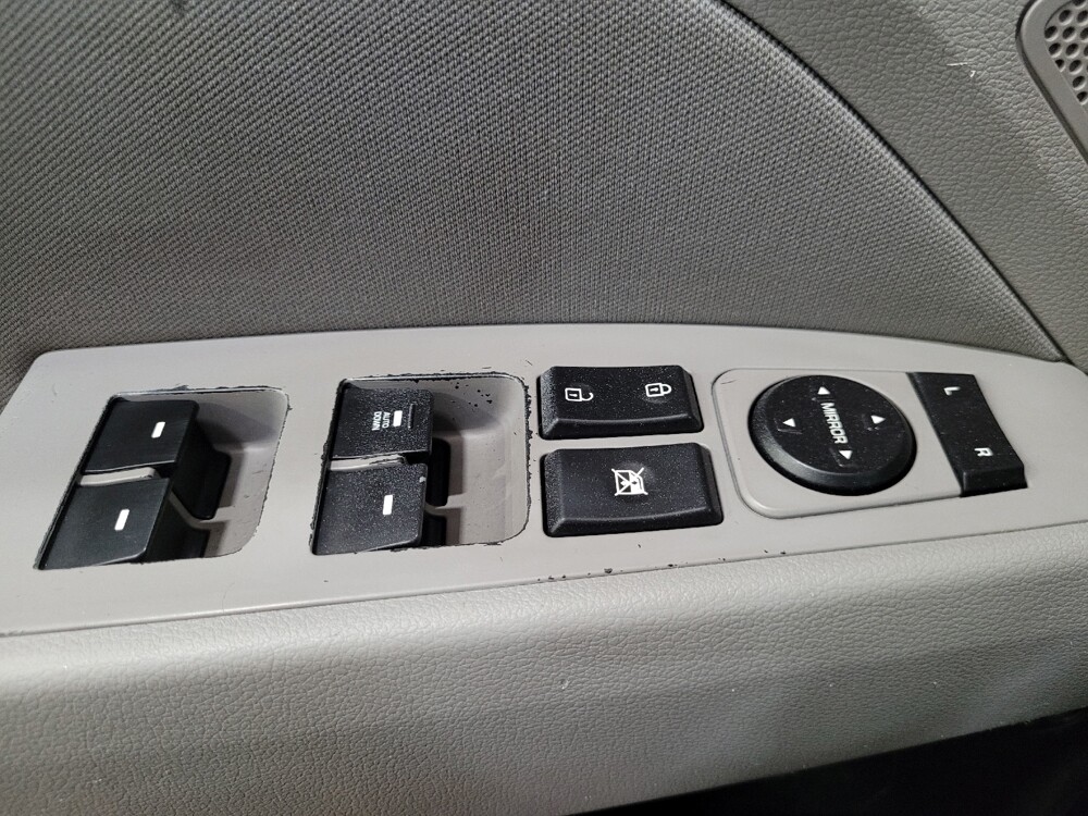 2019 Hyundai Elantra in Woodbridge, VA 22191 - 18145583 27