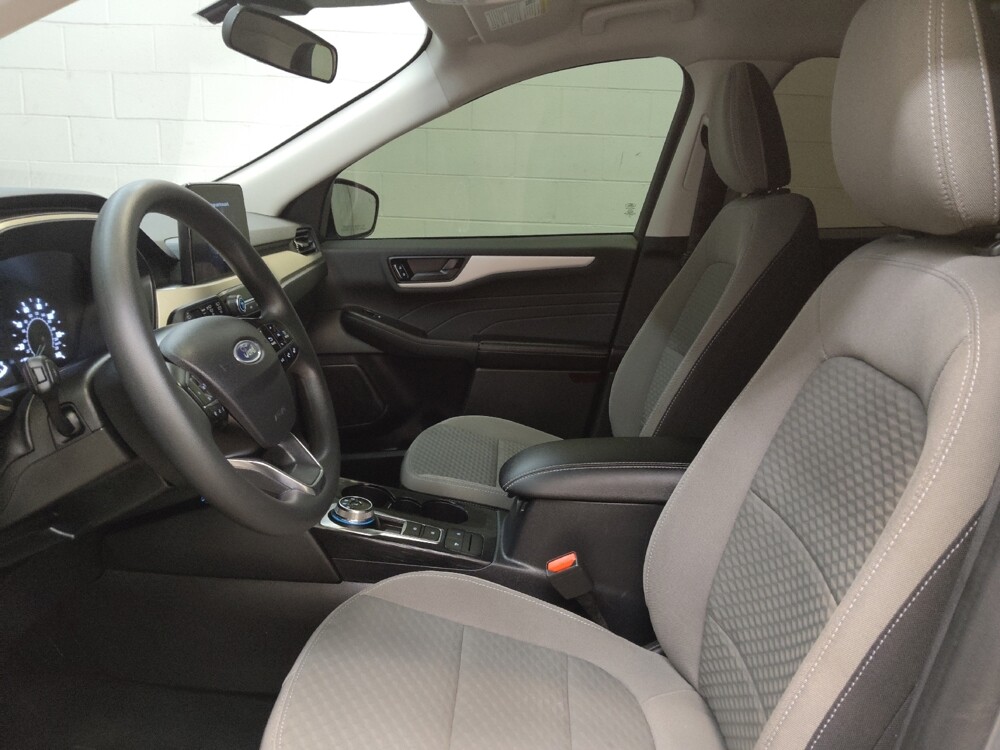 2022 Ford Escape in Fairfield, OH 45014 - 18145584 17