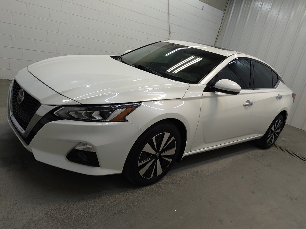 2020 Nissan Altima in Fairfield, OH 45014 - 18145612 2