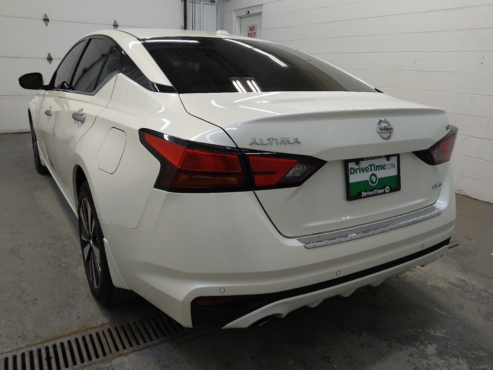 2020 Nissan Altima in Fairfield, OH 45014 - 18145612 5