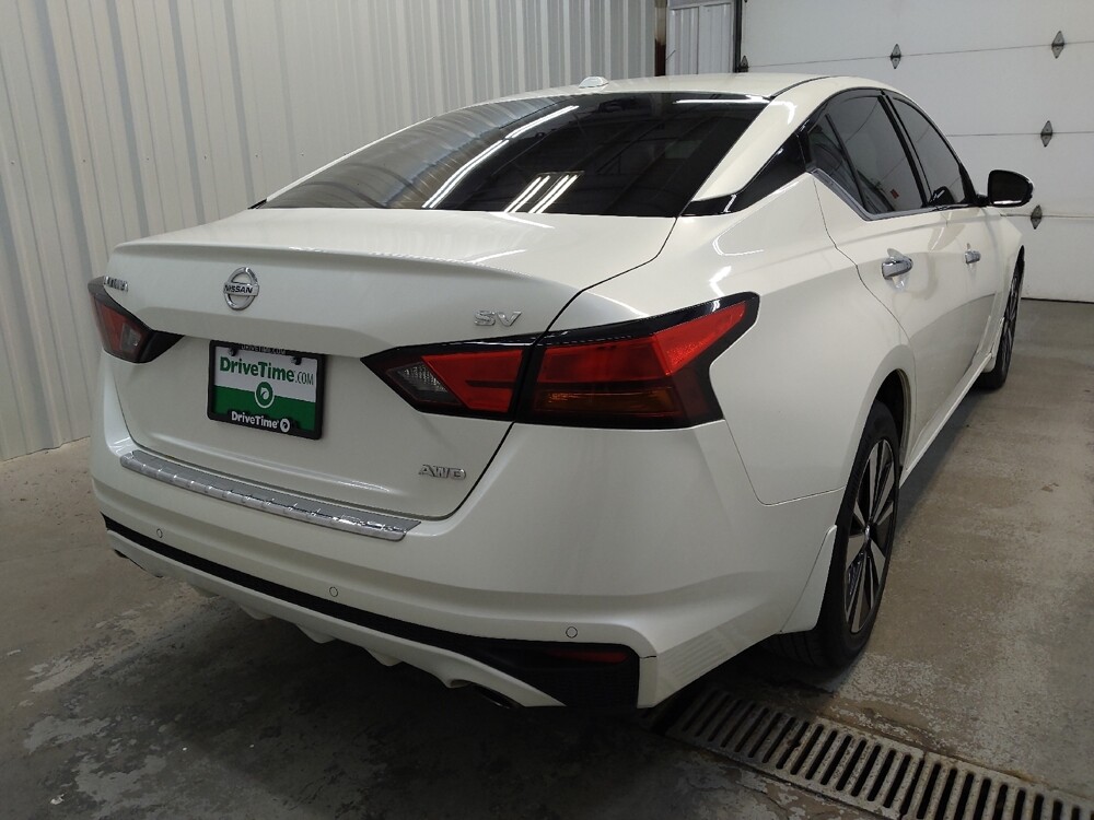 2020 Nissan Altima in Fairfield, OH 45014 - 18145612 9