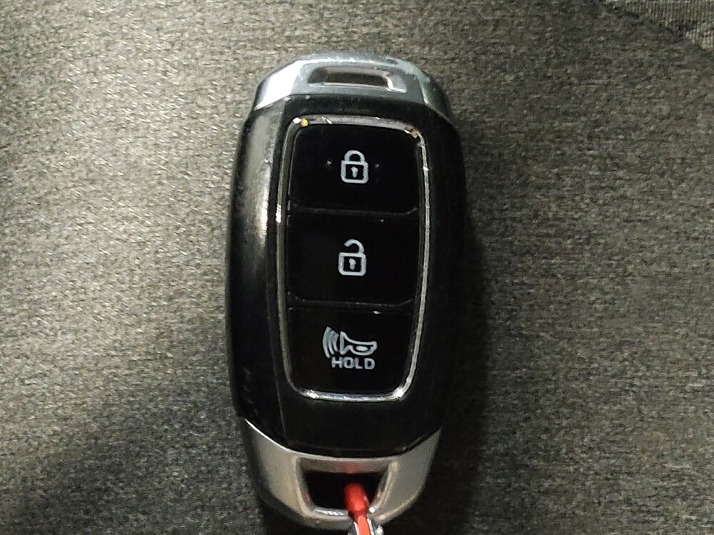 2020 Hyundai Santa Fe in Tulsa, OK 74145 - 18145622 32