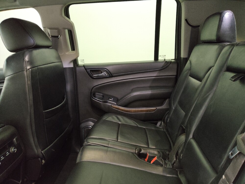 2015 Chevrolet Suburban in Fort Myers, FL 33907 - 18145628 18