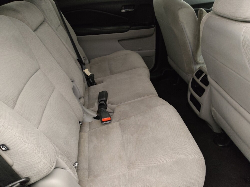 2018 Honda Pilot in Clearwater, FL 33764 - 18145630 19
