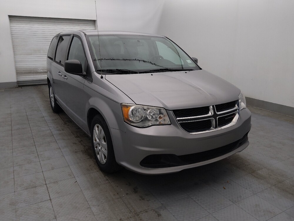 2018 Dodge Grand Caravan in Morrow, GA 30260 - 18145631 13