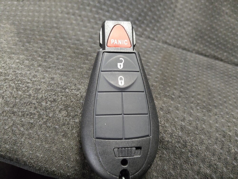 2018 Dodge Grand Caravan in Morrow, GA 30260 - 18145631 32