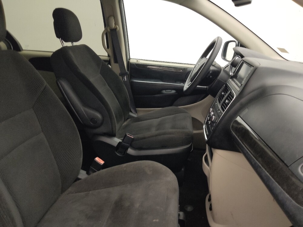 2018 Dodge Grand Caravan in Morrow, GA 30260 - 18145631 21