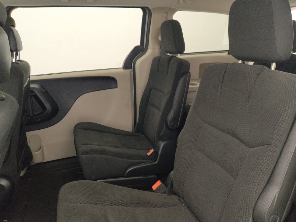 2018 Dodge Grand Caravan in Morrow, GA 30260 - 18145631 18