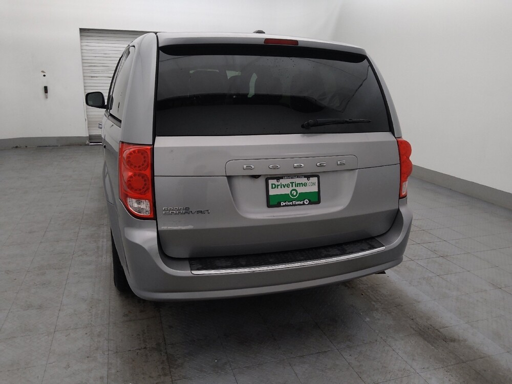 2018 Dodge Grand Caravan in Morrow, GA 30260 - 18145631 6