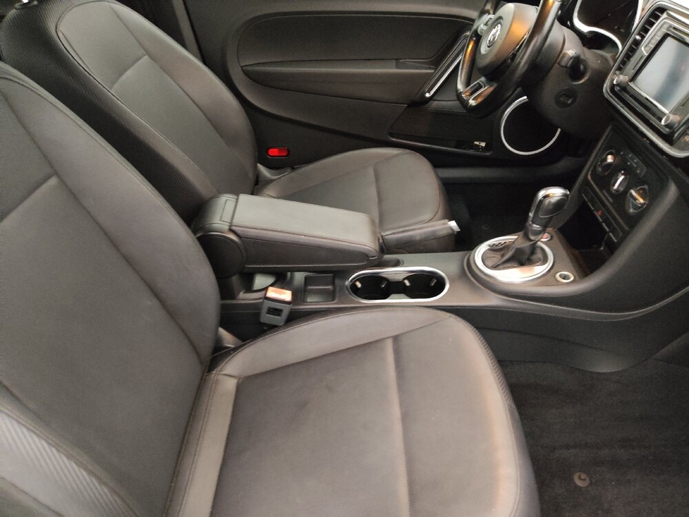 2016 Volkswagen Beetle in Clearwater, FL 33764 - 18145637 21