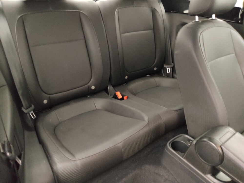 2016 Volkswagen Beetle in Clearwater, FL 33764 - 18145637 19