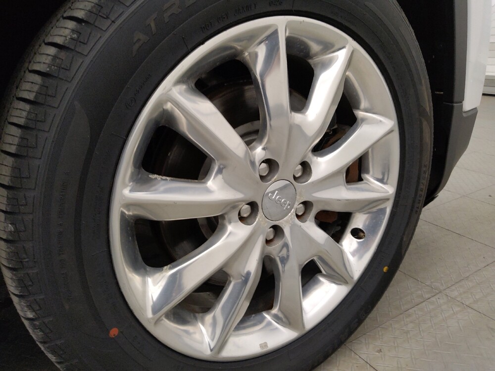 2016 Jeep Cherokee in Tallahassee, FL 32304 - 18145643 31