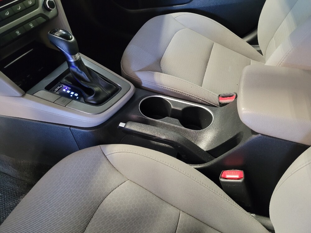 2017 Hyundai Elantra in Gainesville, FL 32609 - 18145673 26