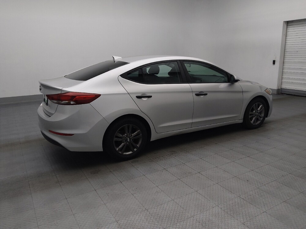 2017 Hyundai Elantra in Gainesville, FL 32609 - 18145673 10