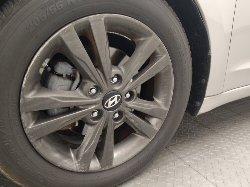 2017 Hyundai Elantra in Gainesville, FL 32609 - 18145673 31