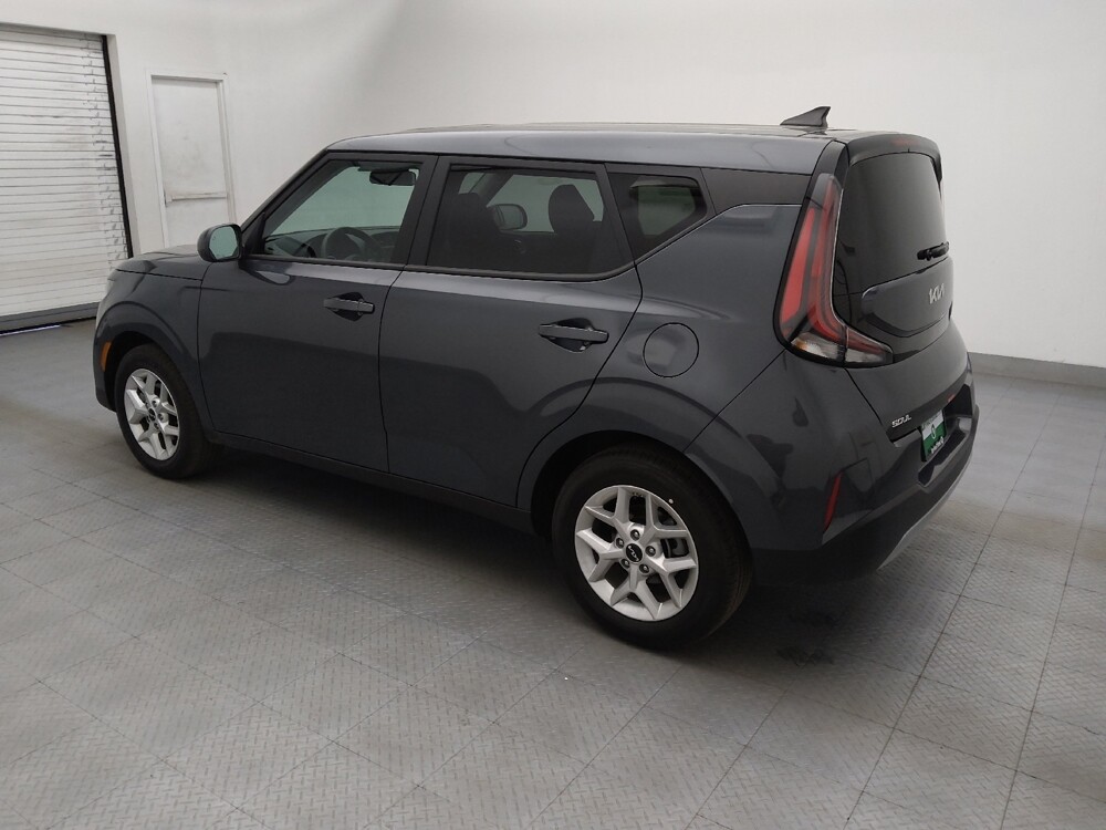 2025 Kia Soul in Charlotte, NC 28213 - 18145687 3
