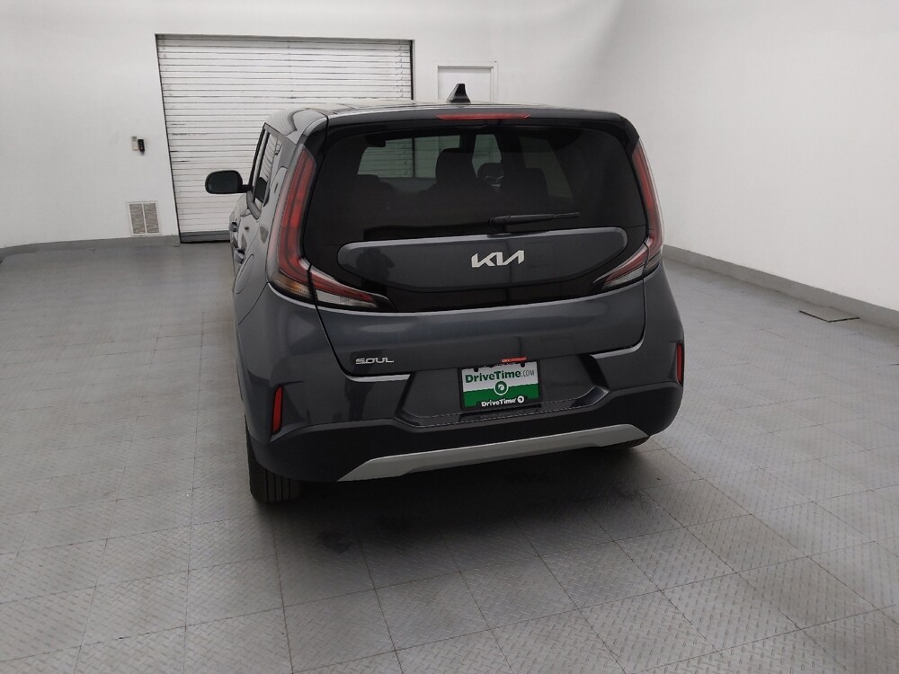 2025 Kia Soul in Charlotte, NC 28213 - 18145687 6