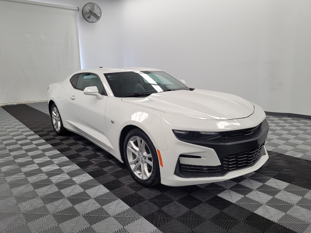 2019 Chevrolet Camaro in Houston, TX 77074 - 18145714 13