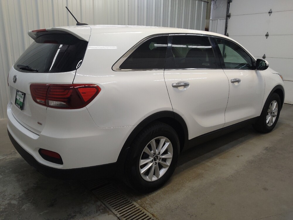 2019 Kia Sorento in Fairfield, OH 45014 - 18145720 10