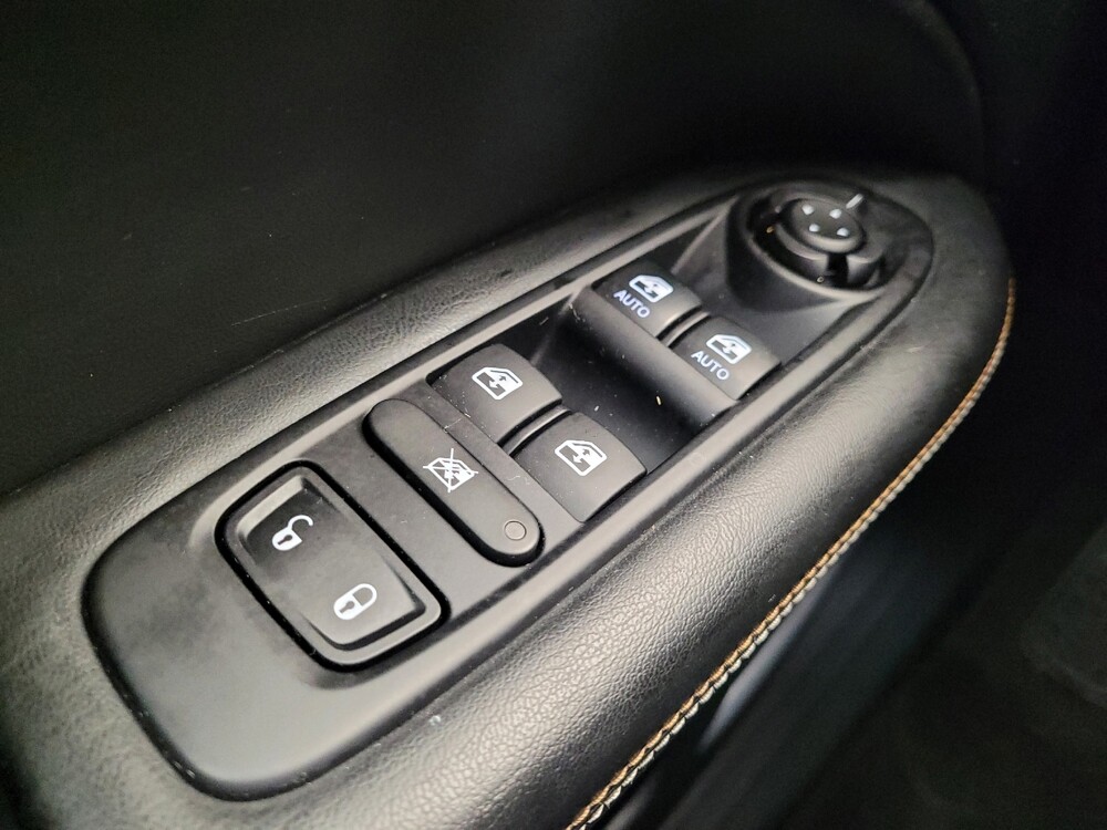 2019 Jeep Compass in Columbus, OH 43228 - 18145722 27