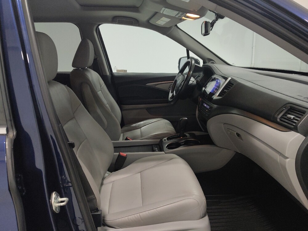 2018 Honda Pilot in Columbus, OH 43228 - 18145723 21