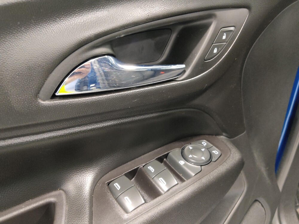 2020 Chevrolet Equinox in Columbus, OH 43228 - 18145725 27
