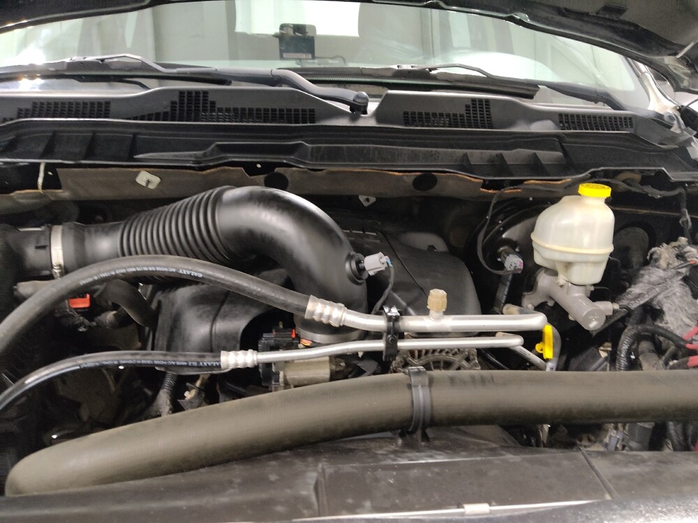 2015 RAM 1500 in Columbus, OH 43228 - 18145726 30