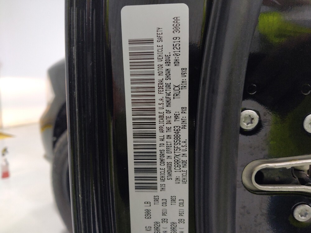 2015 RAM 1500 in Columbus, OH 43228 - 18145726 33