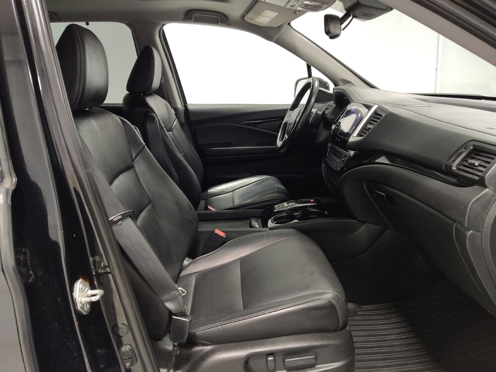 2018 Honda Pilot in Columbus, OH 43228 - 18145729 21