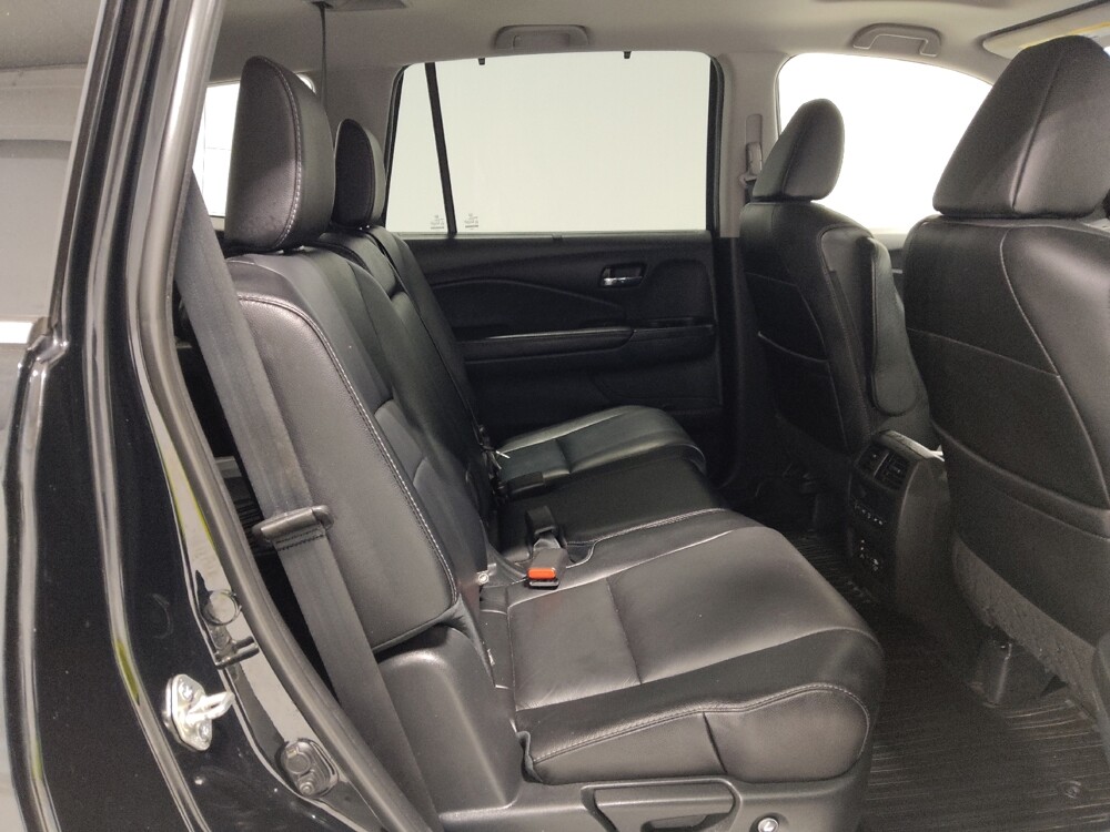 2018 Honda Pilot in Columbus, OH 43228 - 18145729 19