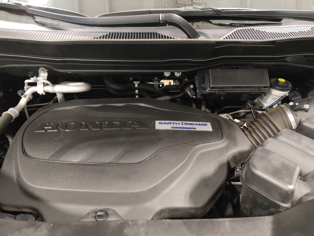 2018 Honda Pilot in Columbus, OH 43228 - 18145729 30