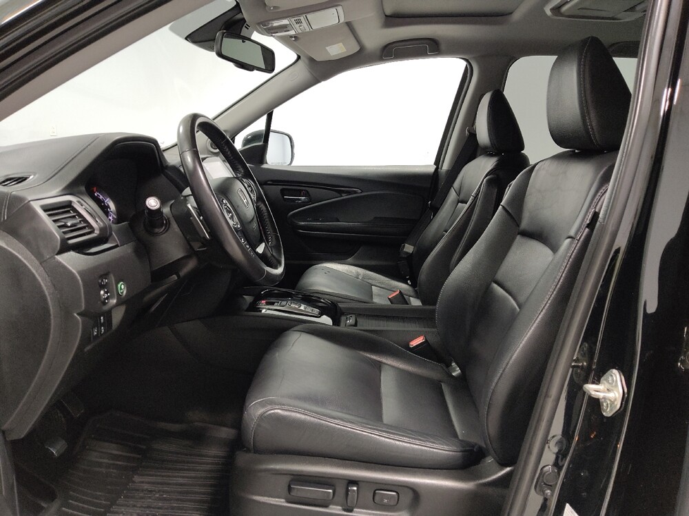 2018 Honda Pilot in Columbus, OH 43228 - 18145729 17
