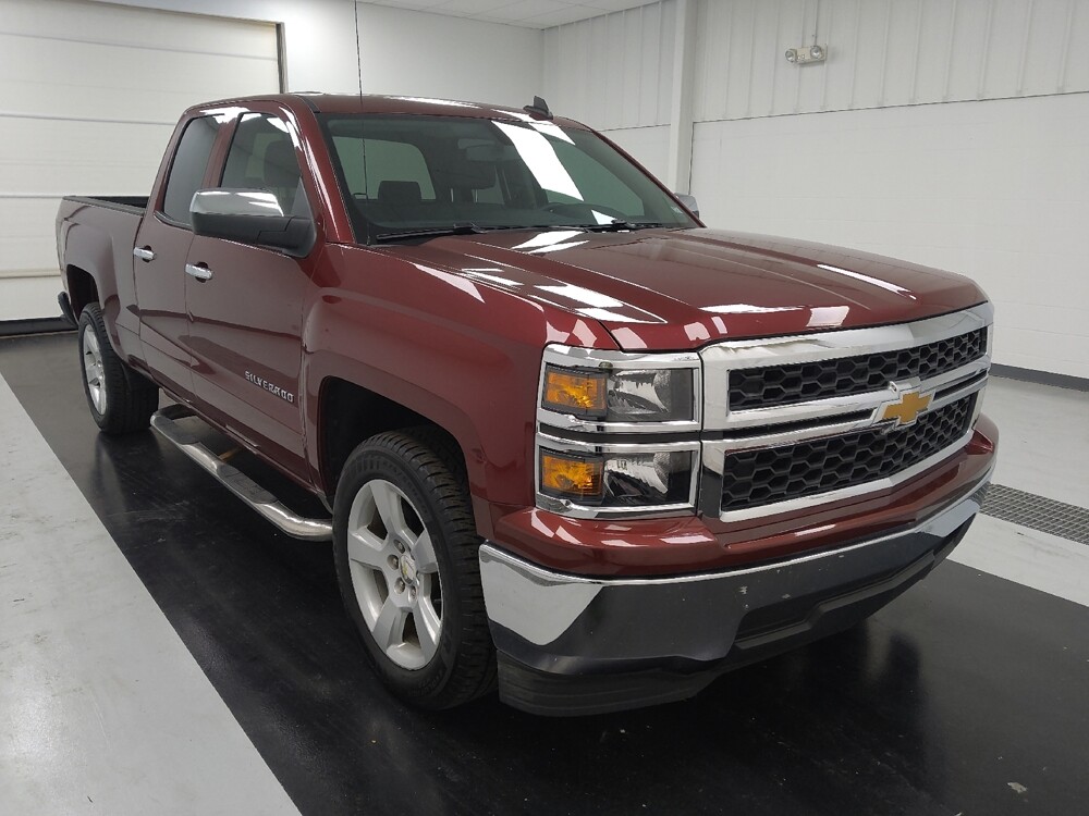 2015 Chevrolet Silverado 1500 in St. Louis, MO 63136 - 18145732 13