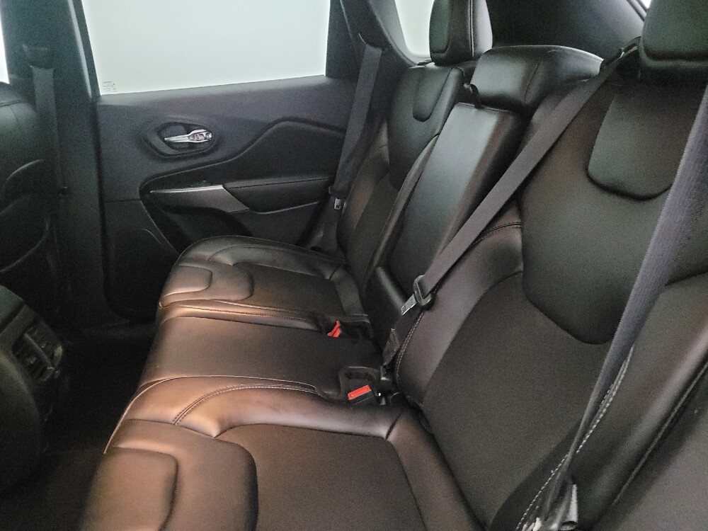 2021 Jeep Cherokee in Temple Hills, MD 20746 - 18145738 18