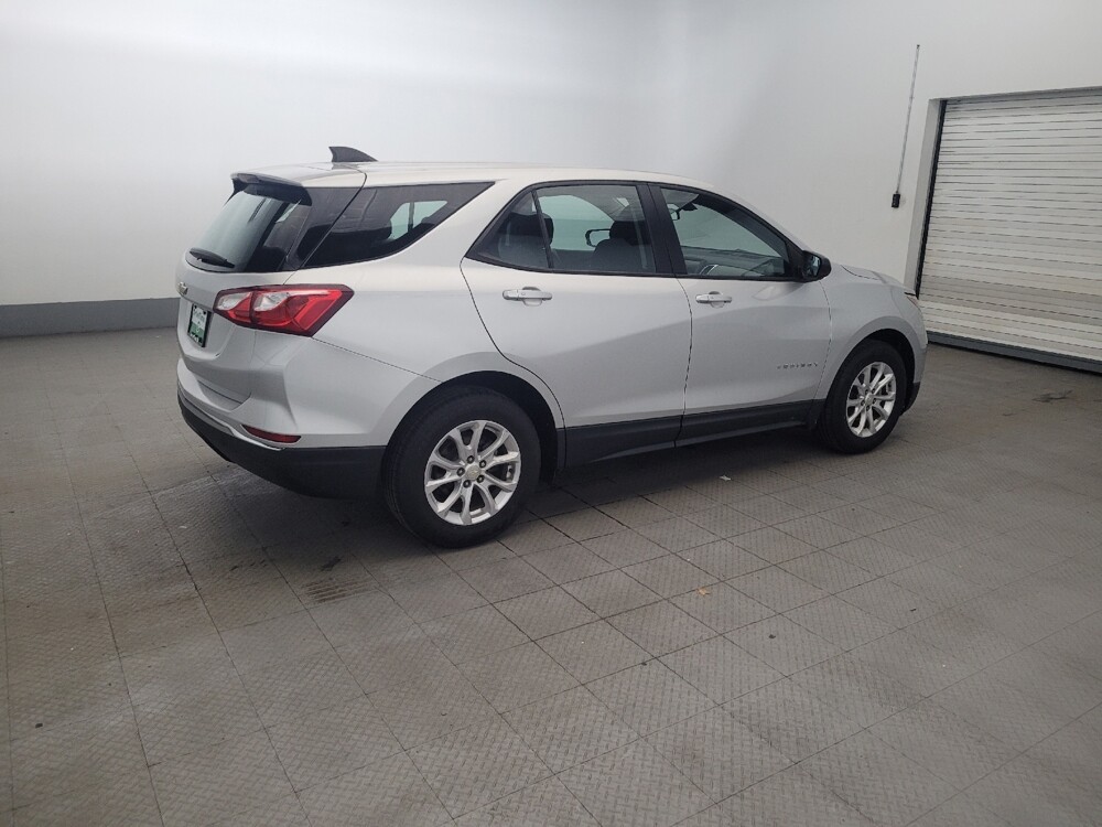 2018 Chevrolet Equinox in Chesapeake, VA 23320 - 18145741 10