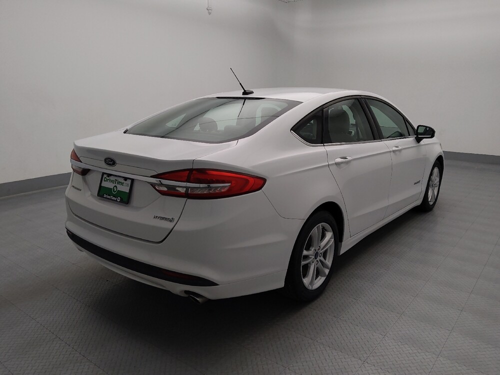 2018 Ford Fusion in St. Louis, MO 63136 - 18145773 9