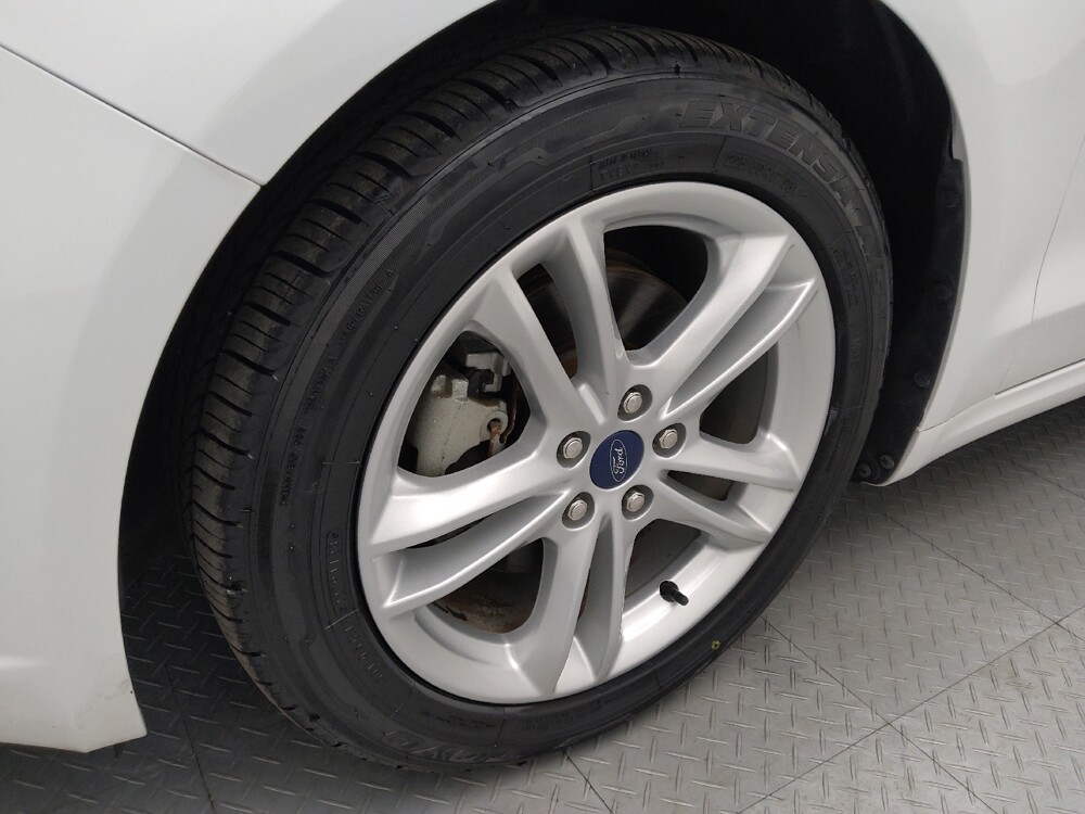 2018 Ford Fusion in St. Louis, MO 63136 - 18145773 31