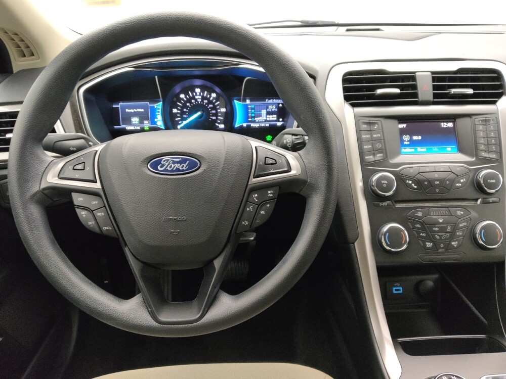 2018 Ford Fusion in St. Louis, MO 63136 - 18145773 22