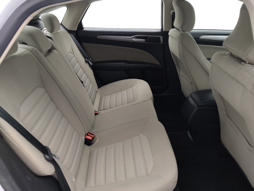 2018 Ford Fusion in St. Louis, MO 63136 - 18145773 19