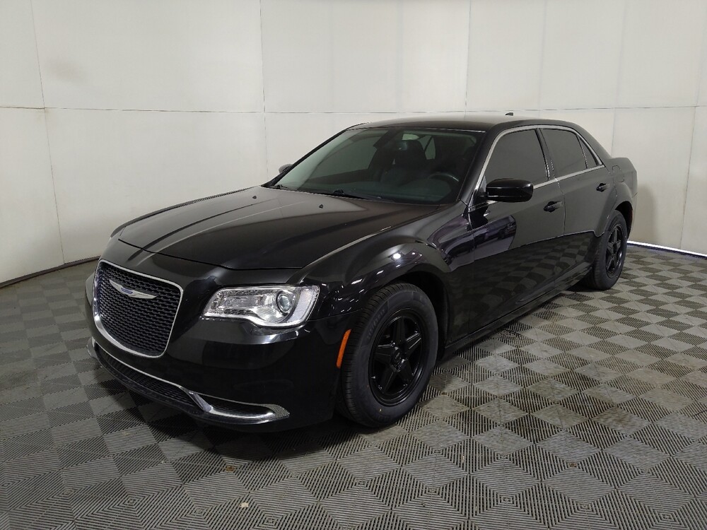 2018 Chrysler 300 in Midlothian, IL 60445 - 18145777 2