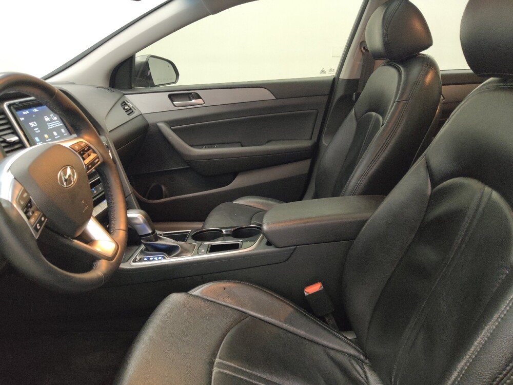 2018 Hyundai Sonata in Midlothian, IL 60445 - 18145780 17
