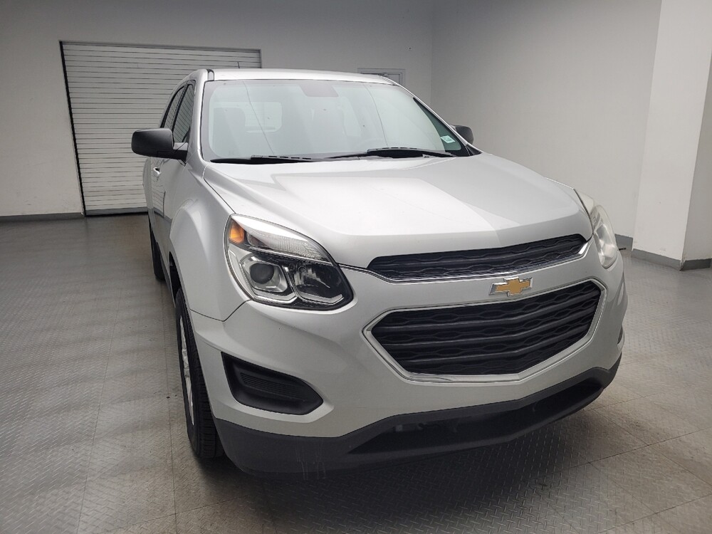 2017 Chevrolet Equinox in Mishawaka, IN 46545 - 18145788 14