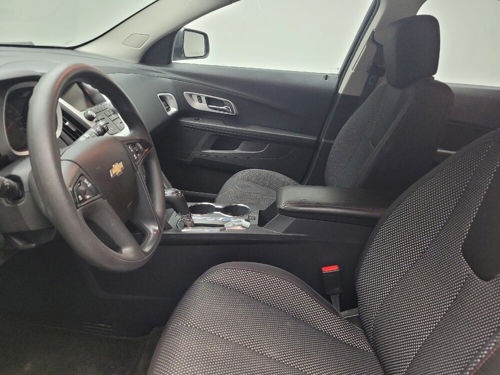 2017 Chevrolet Equinox in Mishawaka, IN 46545 - 18145788 17