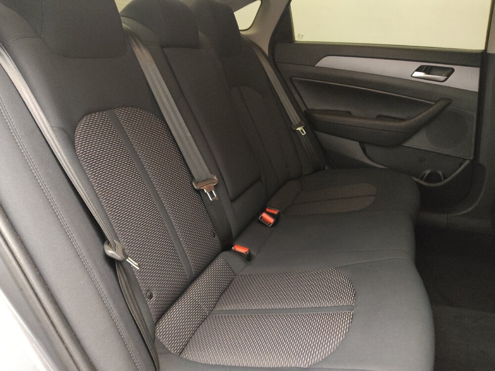 2018 Hyundai Sonata in Jacksonville, FL 32210 - 18145794 19