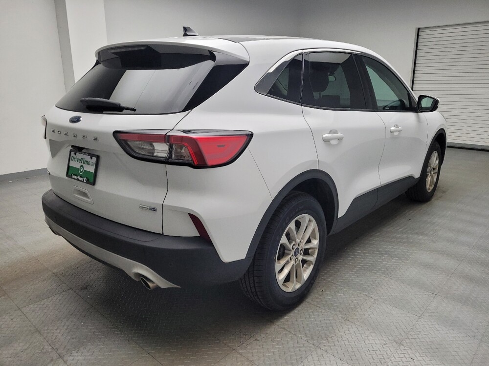 2020 Ford Escape in Mishawaka, IN 46545 - 18145817 9