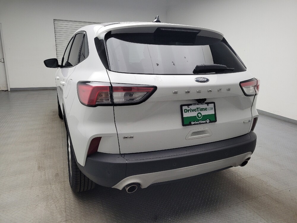 2020 Ford Escape in Mishawaka, IN 46545 - 18145817 6