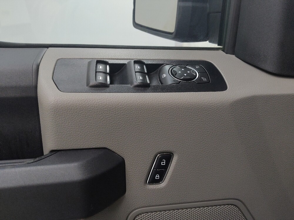 2018 Ford F150 in St. Louis, MO 63125 - 18145829 27