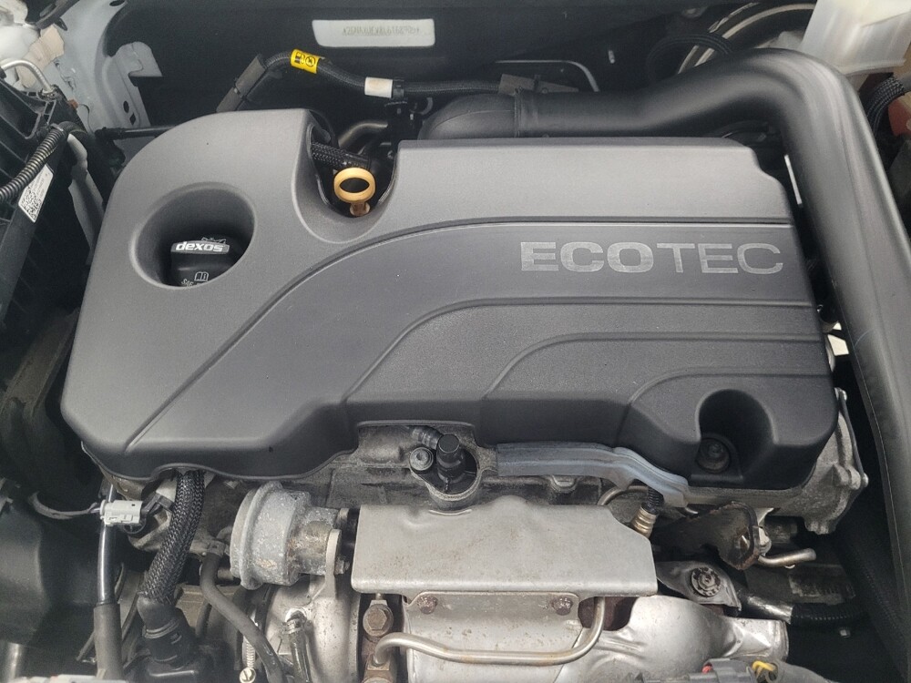 2020 Chevrolet Equinox in Highland, IN 46322 - 18145852 30
