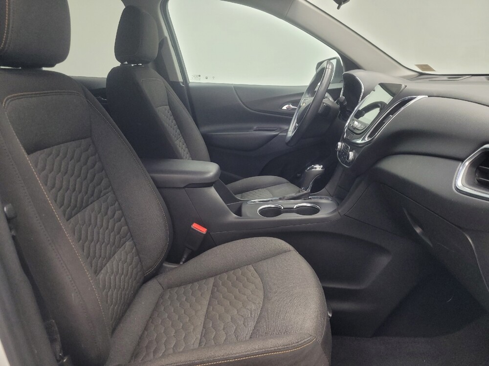 2020 Chevrolet Equinox in Highland, IN 46322 - 18145852 21